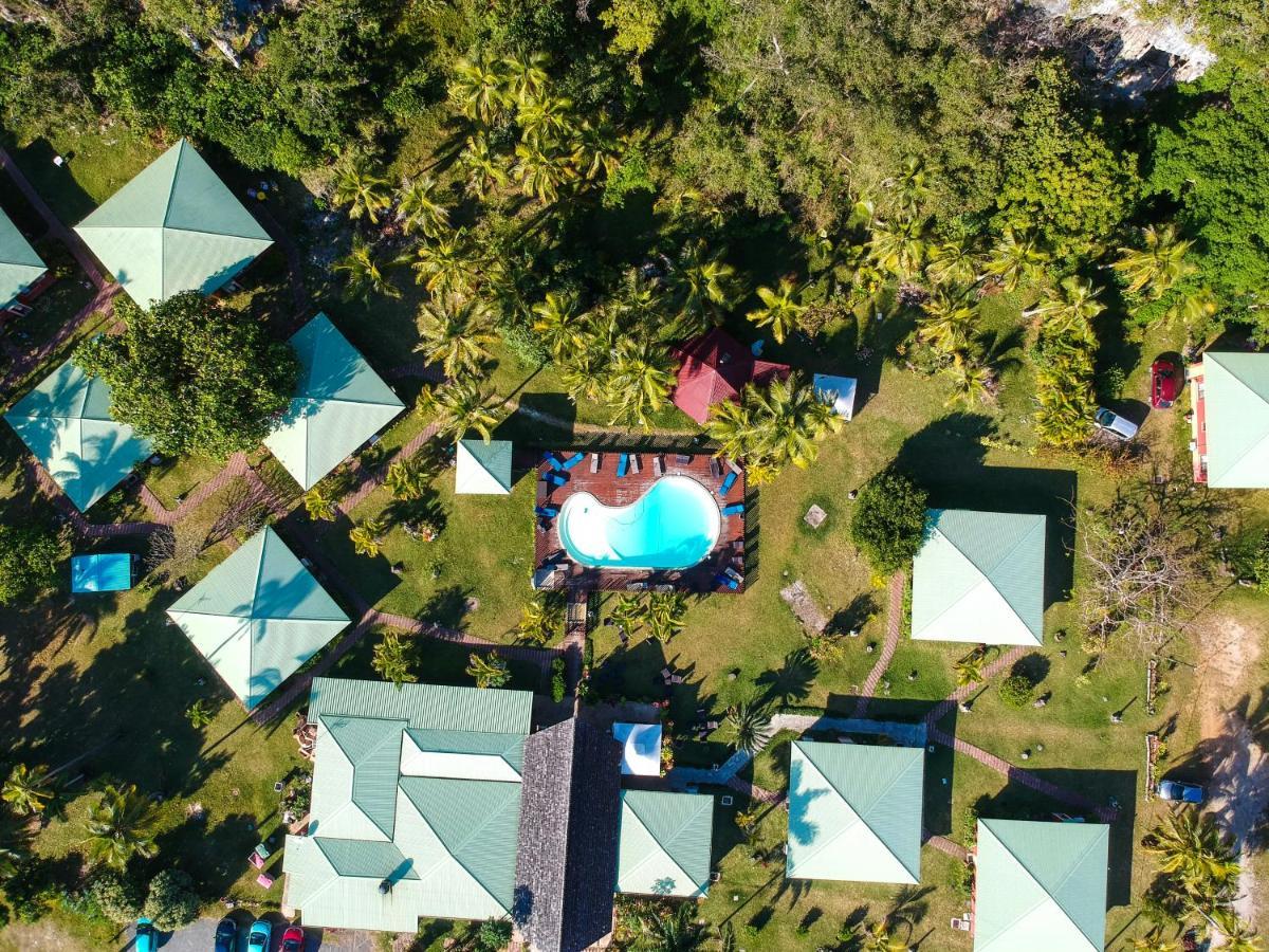 Hotel Oasis De Kiamu Lifou Exterior photo