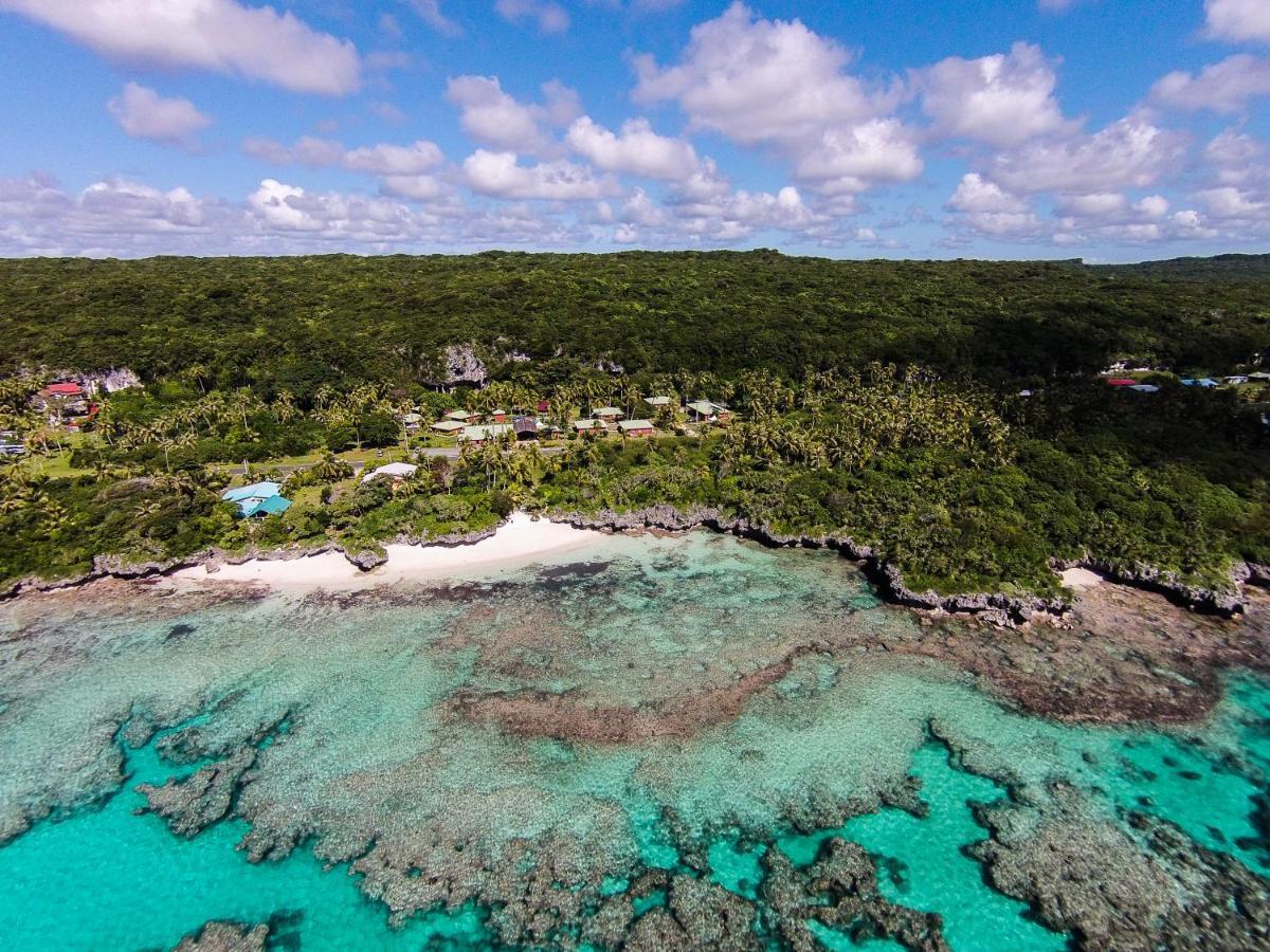 Hotel Oasis De Kiamu Lifou Exterior photo