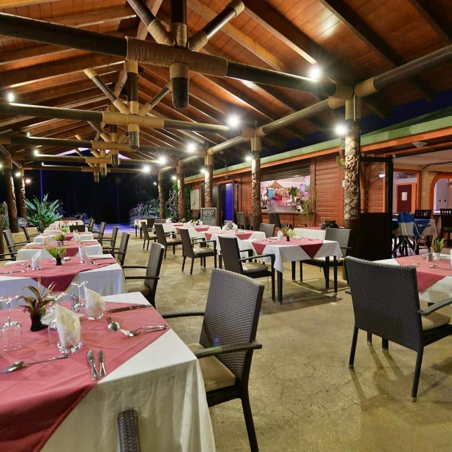 Hotel Oasis De Kiamu Lifou Exterior photo