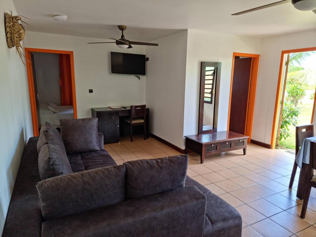Hotel Oasis De Kiamu Lifou Exterior photo